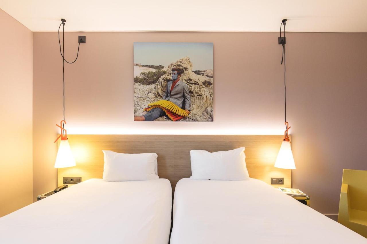 Ibis Styles Lyon Centre Confluence Hotell Exteriör bild