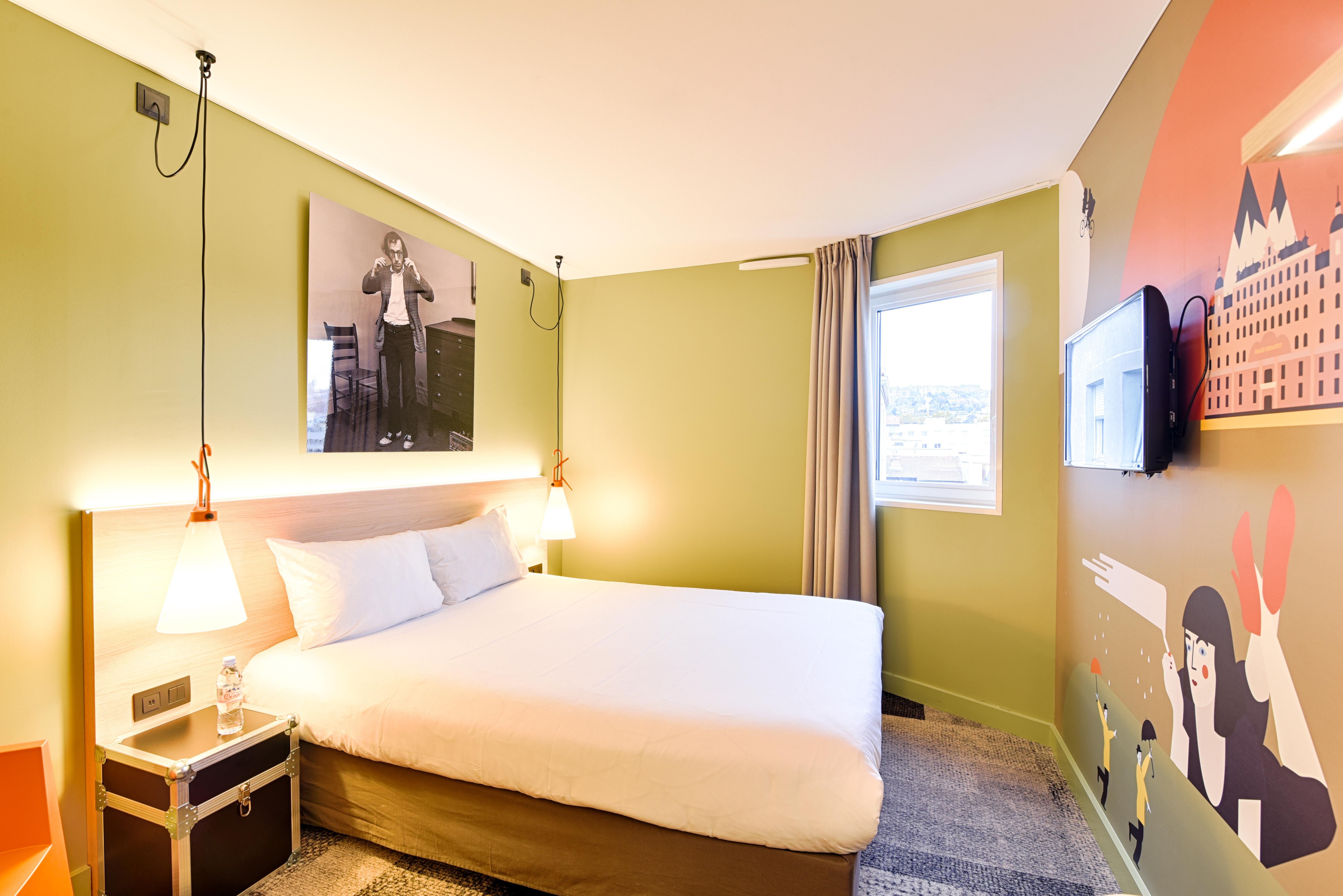 Ibis Styles Lyon Centre Confluence Hotell Exteriör bild