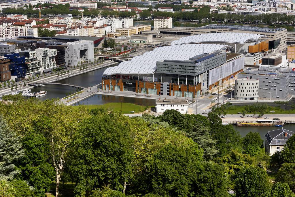 Ibis Styles Lyon Centre Confluence Hotell Exteriör bild